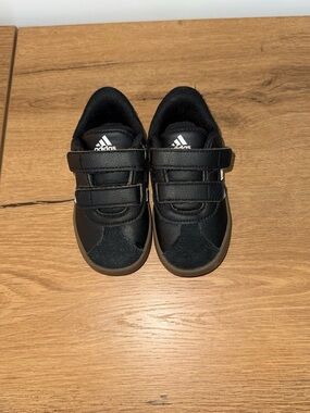 Adidas VL Court 3.0 Shoes